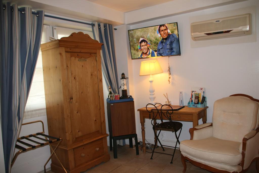 Hostellerie Du Prieure Saint-Prix  Eksteriør billede