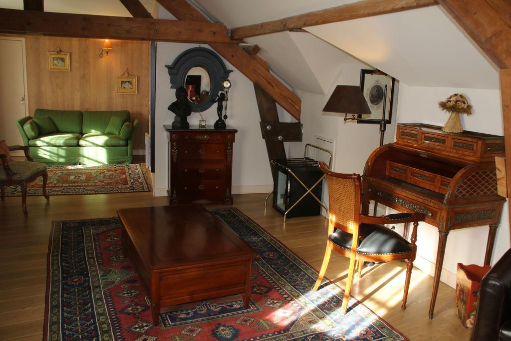 Hostellerie Du Prieure Saint-Prix  Eksteriør billede