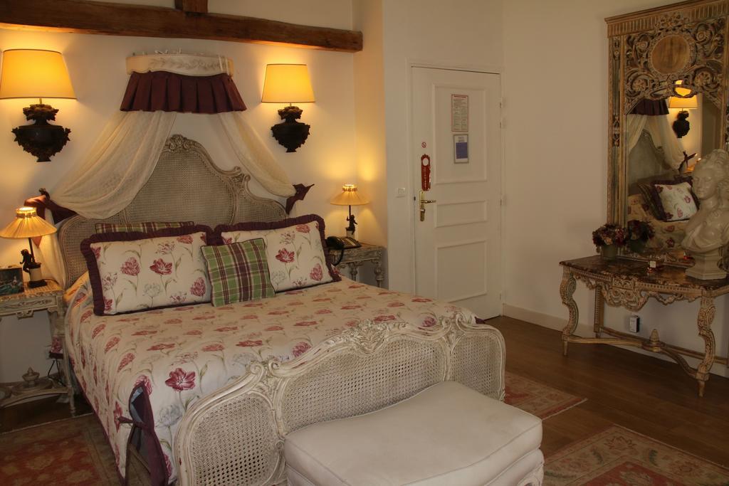 Hostellerie Du Prieure Saint-Prix  Eksteriør billede