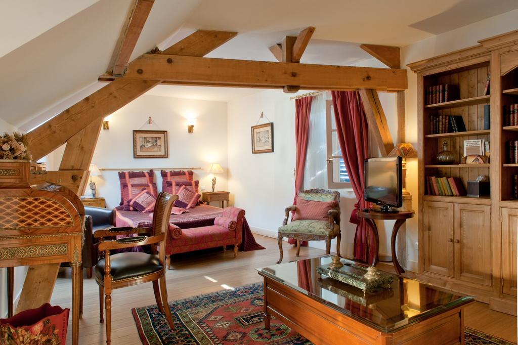Hostellerie Du Prieure Saint-Prix  Eksteriør billede