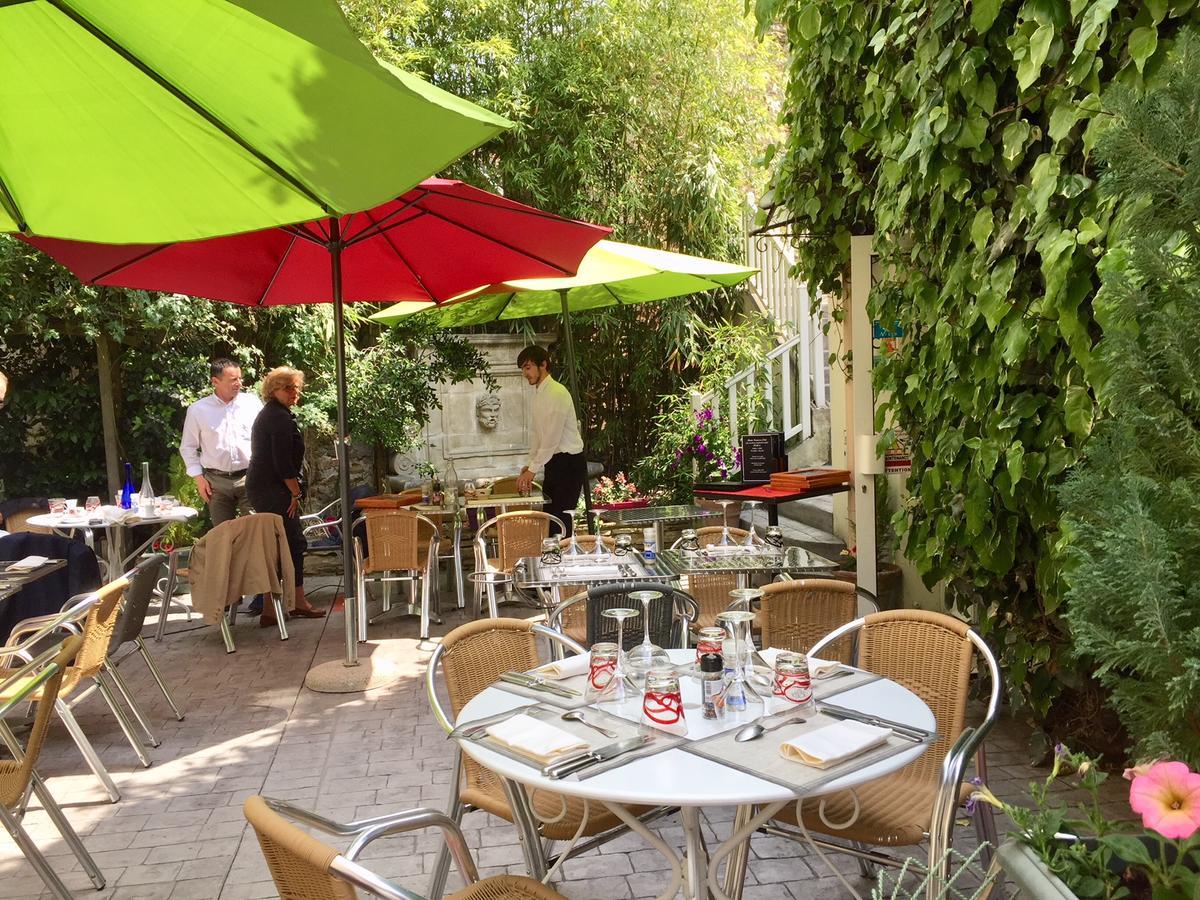 Hostellerie Du Prieure Saint-Prix  Eksteriør billede