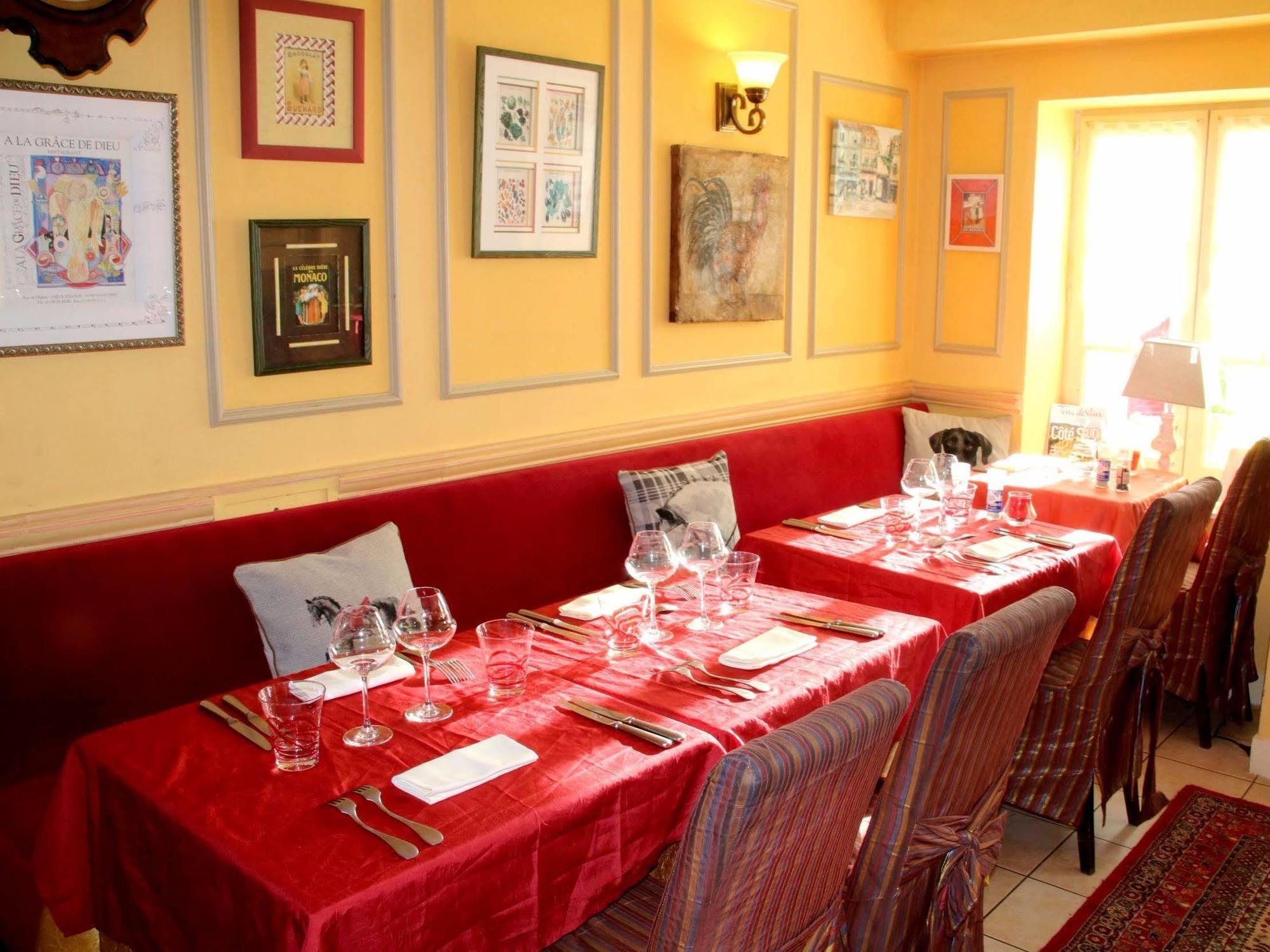 Hostellerie Du Prieure Saint-Prix  Eksteriør billede